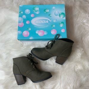 SODA Ankle Boots